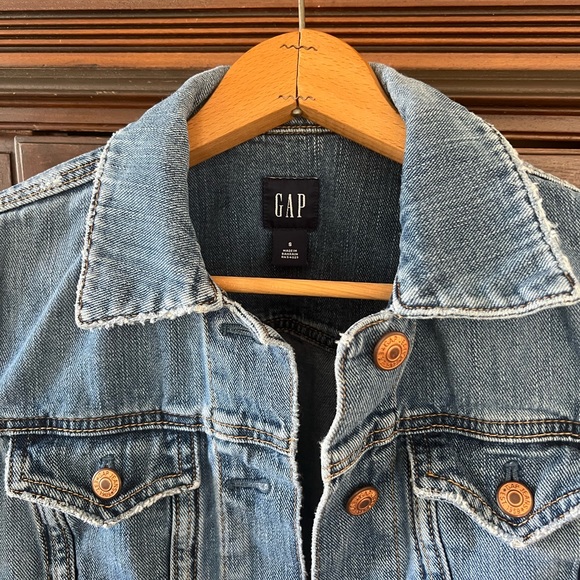 GAP Stretch Denim Jean Jacket Women's Size Small Medium Wash - Picture 5 of 5